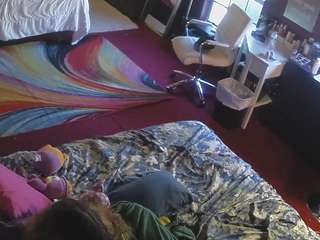 voyeurcam-baileybase-room