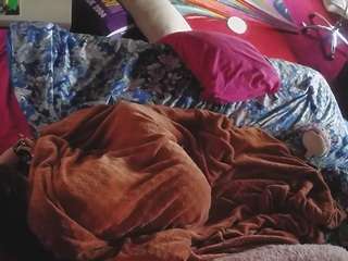 voyeurcam-baileybase-room