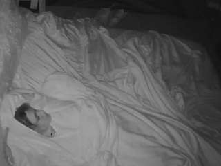 voyeurcam-baileybase-room