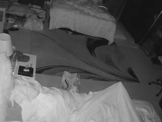 voyeurcam-baileybase-room