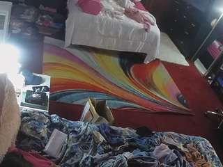 voyeurcam-baileybase-room