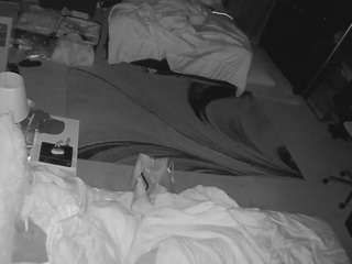 voyeurcam-baileybase-room