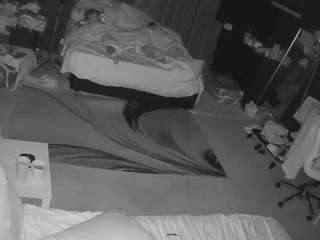 voyeurcam-baileybase-room