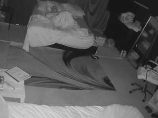 voyeurcam-baileybase-room