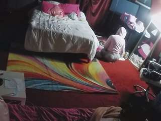 voyeurcam-baileybase-room