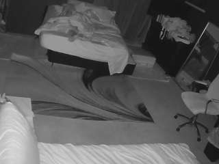 voyeurcam-baileybase-room