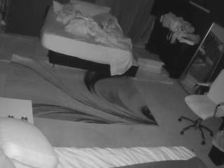 voyeurcam-baileybase-room