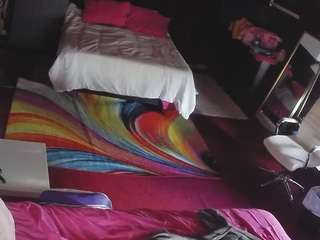 voyeurcam-baileybase-room