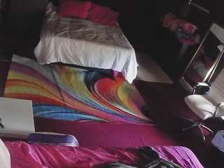 voyeurcam-baileybase-room