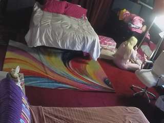 voyeurcam-baileybase-room