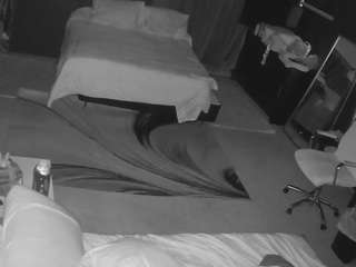 voyeurcam-baileybase-room