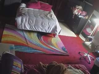 Sexy Girls Room live webcam on Soda Cams