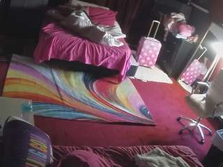 Sexy Girls Room live webcam on Soda Cams