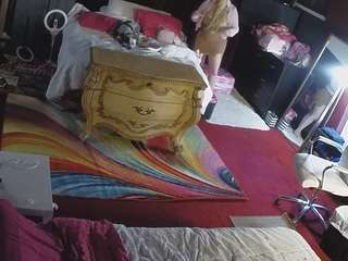 voyeurcam-baileybase-room