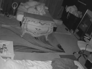 voyeurcam-baileybase-room