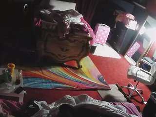 voyeurcam-baileybase-room