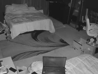 voyeurcam-baileybase-room camsoda