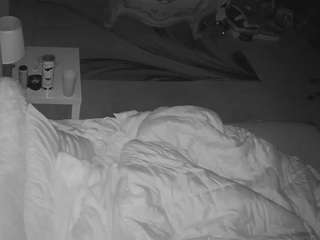 Sexy Girls Room live webcam on Soda Cams