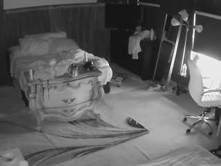 voyeurcam-baileybase-room webcam