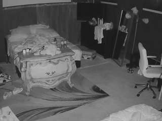 voyeurcam-baileybase-room webcam