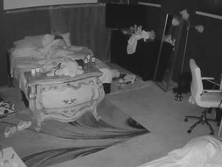 voyeurcam-baileybase-room webcam