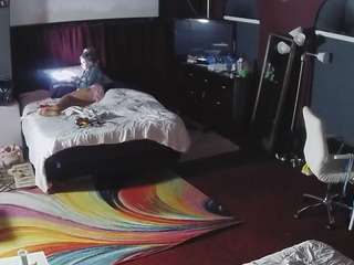 voyeurcam-baileybase-room webcam