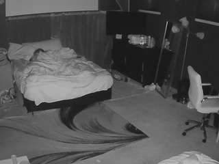 voyeurcam-baileybase-room