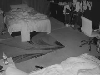 voyeurcam-baileybase-room