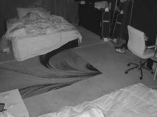 voyeurcam-baileybase-room webcam