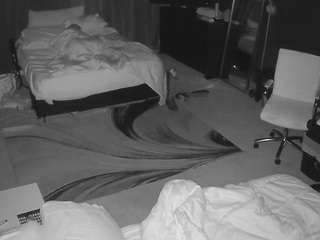 voyeurcam-baileybase-room webcam