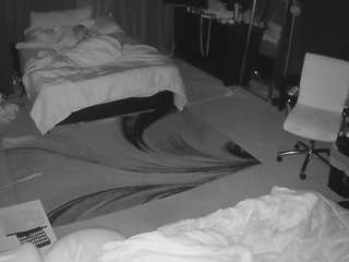 voyeurcam-baileybase-room webcam