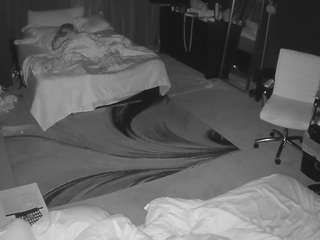 voyeurcam-baileybase-room webcam