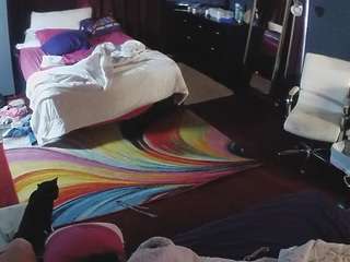 voyeurcam-baileybase-room