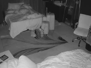 voyeurcam-baileybase-room webcam