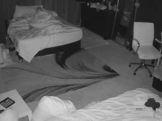 voyeurcam-baileybase-room