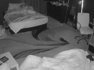 voyeurcam-baileybase-room