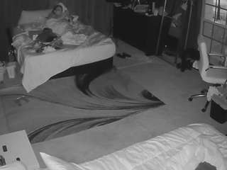 voyeurcam-baileybase-room