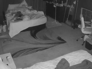 voyeurcam-baileybase-room