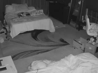 voyeurcam-baileybase-room