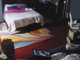 voyeurcam-baileybase-room