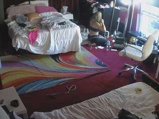 voyeurcam-baileybase-room