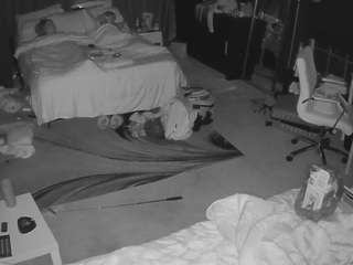 voyeurcam-baileybase-room