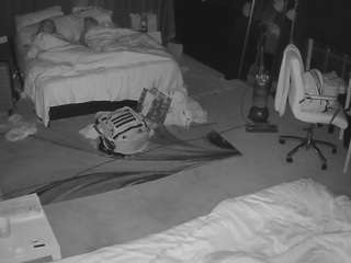 voyeurcam-baileybase-room