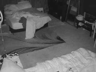 voyeurcam-baileybase-room