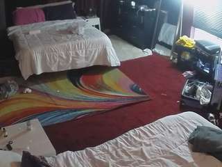 voyeurcam-baileybase-room