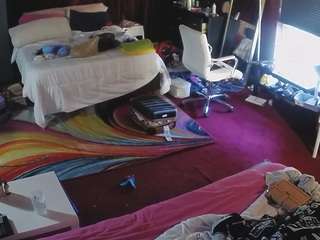 voyeurcam-baileybase-room