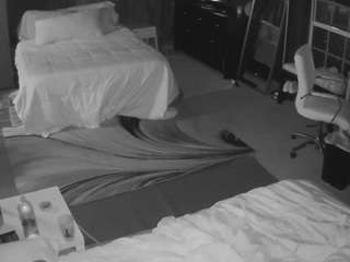 voyeurcam-baileybase-room