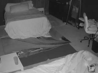 voyeurcam-baileybase-room