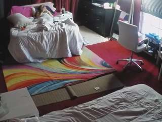 voyeurcam-baileybase-room