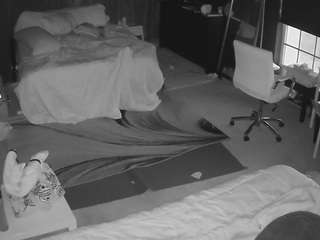 voyeurcam-baileybase-room